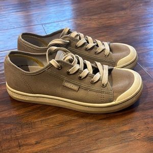 GUC Keen Elsa Sneakers